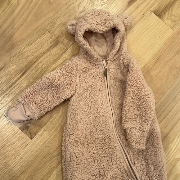 Never worn H&M bunting size 9 MONTHS - Picture 2 of 10